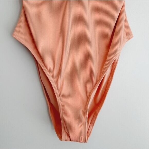 TOPSHOP Ribbed Plunge V-Neck Button Detail Swimsuit Nude One Piece Sz 10 - Picture 6 of 11